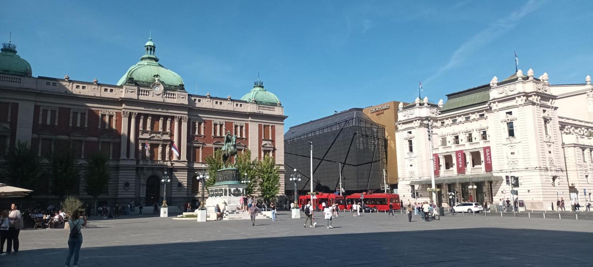 Authentic Belgrade Centre Apartments For Large Groups, Republic Square - Up To 47 People In 5 Apartments Eksteriør billede