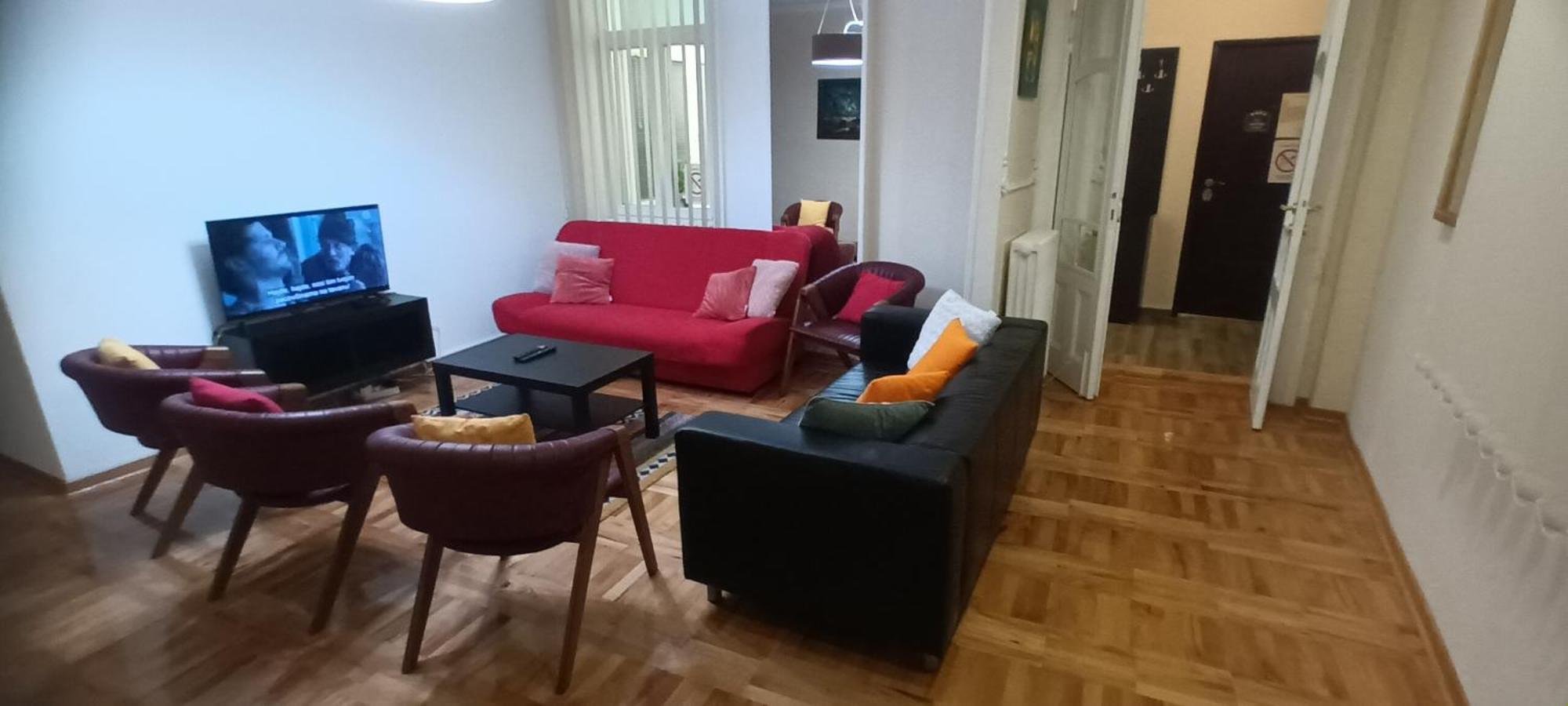 Authentic Belgrade Centre Apartments For Large Groups, Republic Square - Up To 47 People In 5 Apartments Værelse billede
